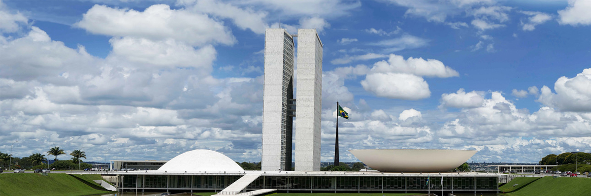 Senadores querem taxar energia solar e eólica para aumentar arrecadação